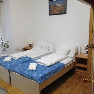 Lavender Apartment Near Puskas Stadium & Heroes' Square Budapest